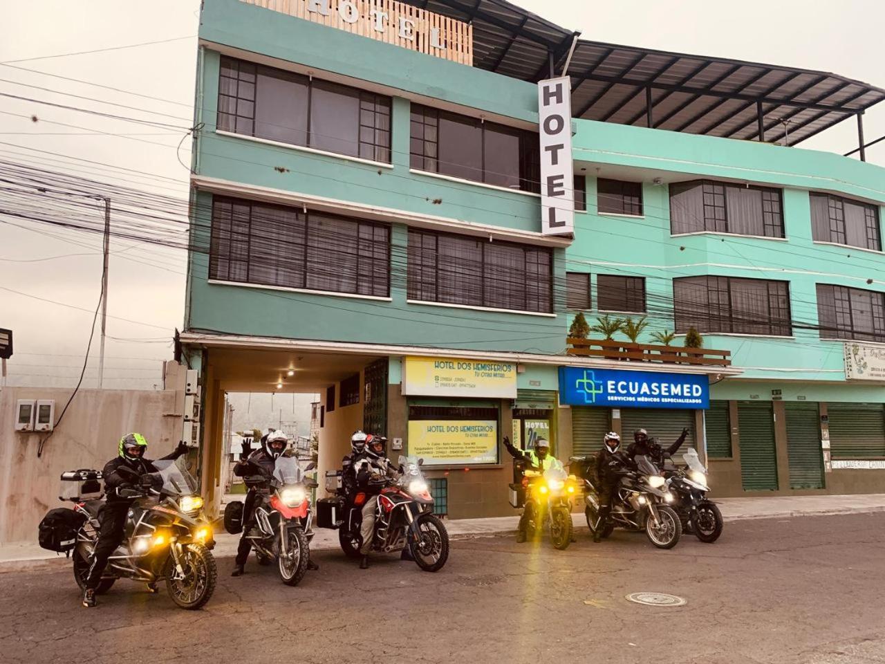 Dos Hemisferios Hotel Quito Eksteriør billede